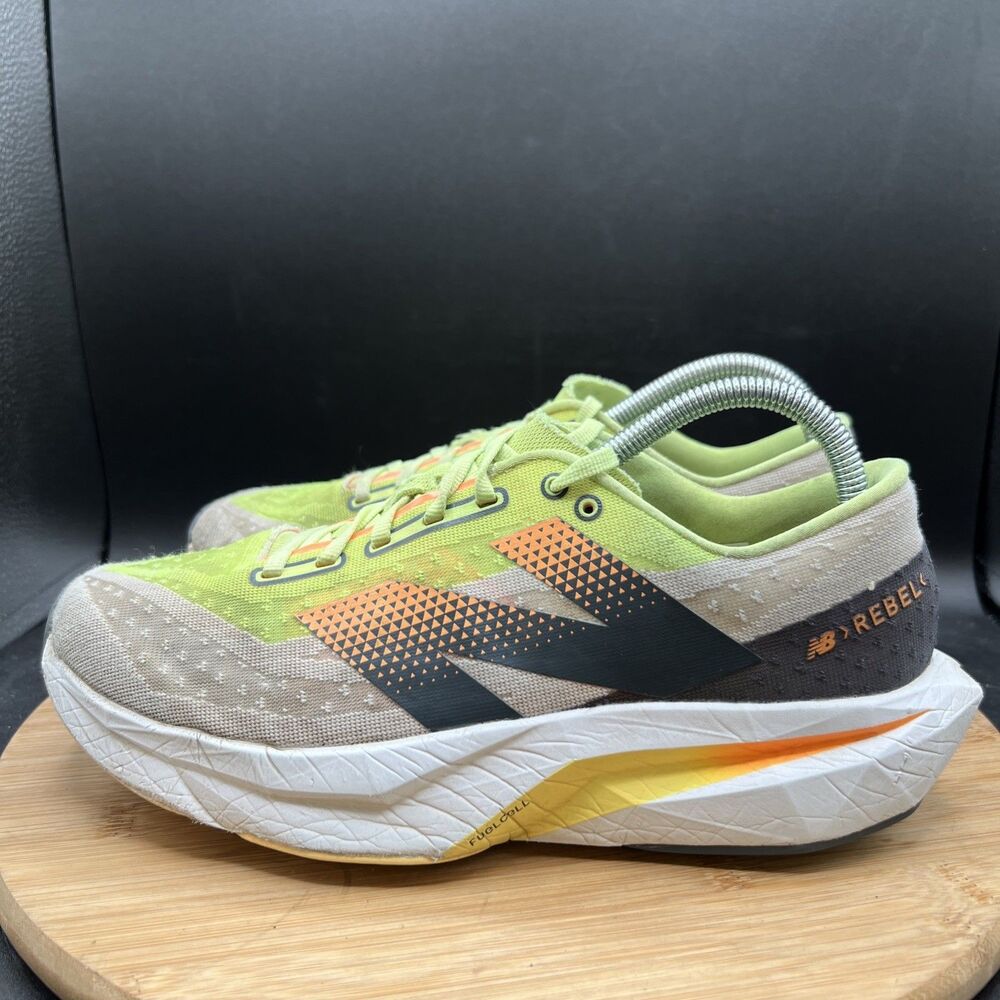 New Balance FuelCell Rebel Men Size 8.5 D Running Lightweight MFCXLL4 Lime Shoes